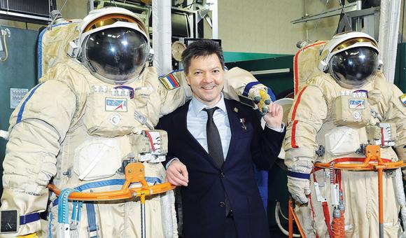 Космонавту Олегу Кононенко присвоили звание офицера Ордена Оранских-Нассау
