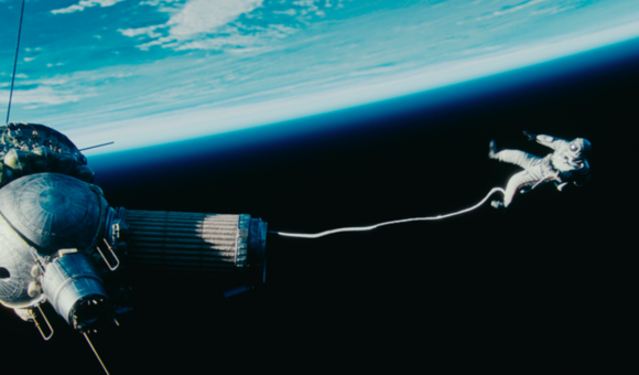 Всё, что вы хотели знать о выходе в открытый космос: «Ночь кино» в Музее космонавтики 