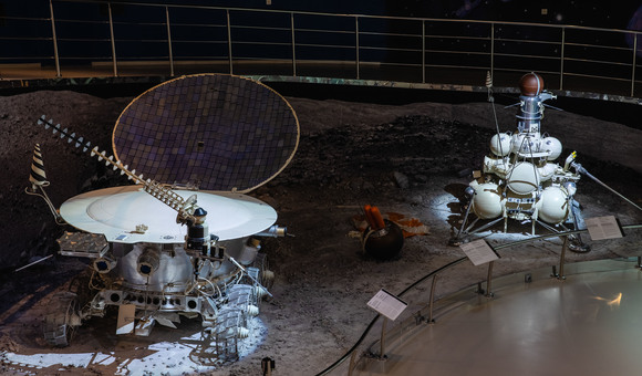 В понедельники — 9 и 23 марта — Музей космонавтики будет работать с 10:00 до 19:00. 