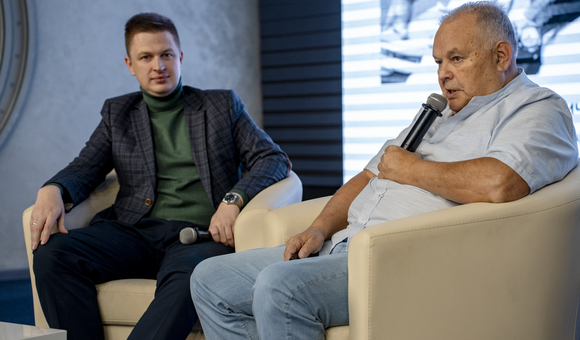 Александр Лавейкин провёл встречу с кадетским классом из Лихославля