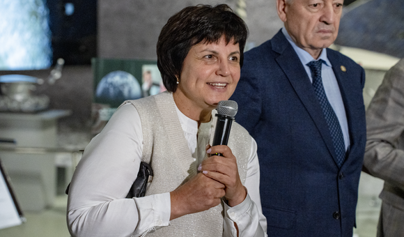 Произошло открытие новой выставки «За лунным камнем»!