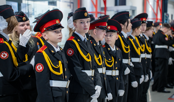 Среди экспонатов музея прошла торжественная церемония клятвы кадетов Школы №1539