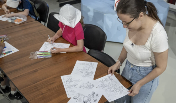 В Музее космонавтики прошёл мастер-класс от Галереи Ростокино: "МКС: Моя Космическая Семья"