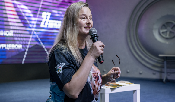 В Музее космонавтики прошли лекция и кинопоказы, посвященные юбилею книги "Вне Земли" с космическим журналистом Н.Бурцевой