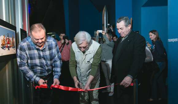 В Музее начала работу самая ироничная, самая позитивная выставка этого года – «Улыбка Гагарина».