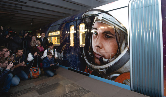 12 апреля 2016 года со станции «Полежаевская» Таганско-Краснопресненской линии Московского метро отправился в свой первый рейс «космический» поезд «Поехали!».