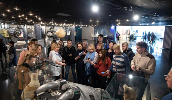 В Музее космонавтики проходит традиционное обучение гидов-переводчиков.